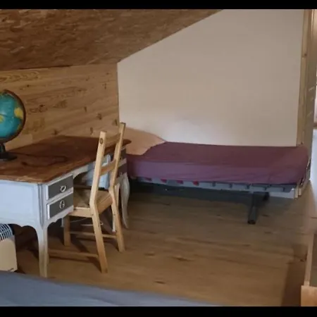 5 Personnes Avec Piscine * Yvoir